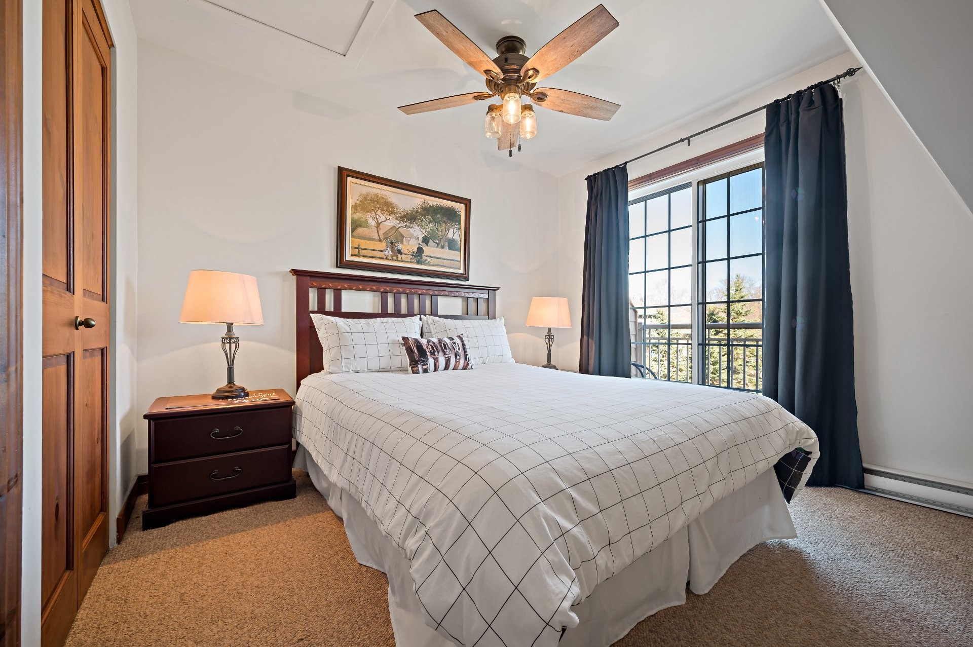 









175


Rue du Mont-Plaisant

, 4,
Mont-Tremblant,




QC
J8E1L2

