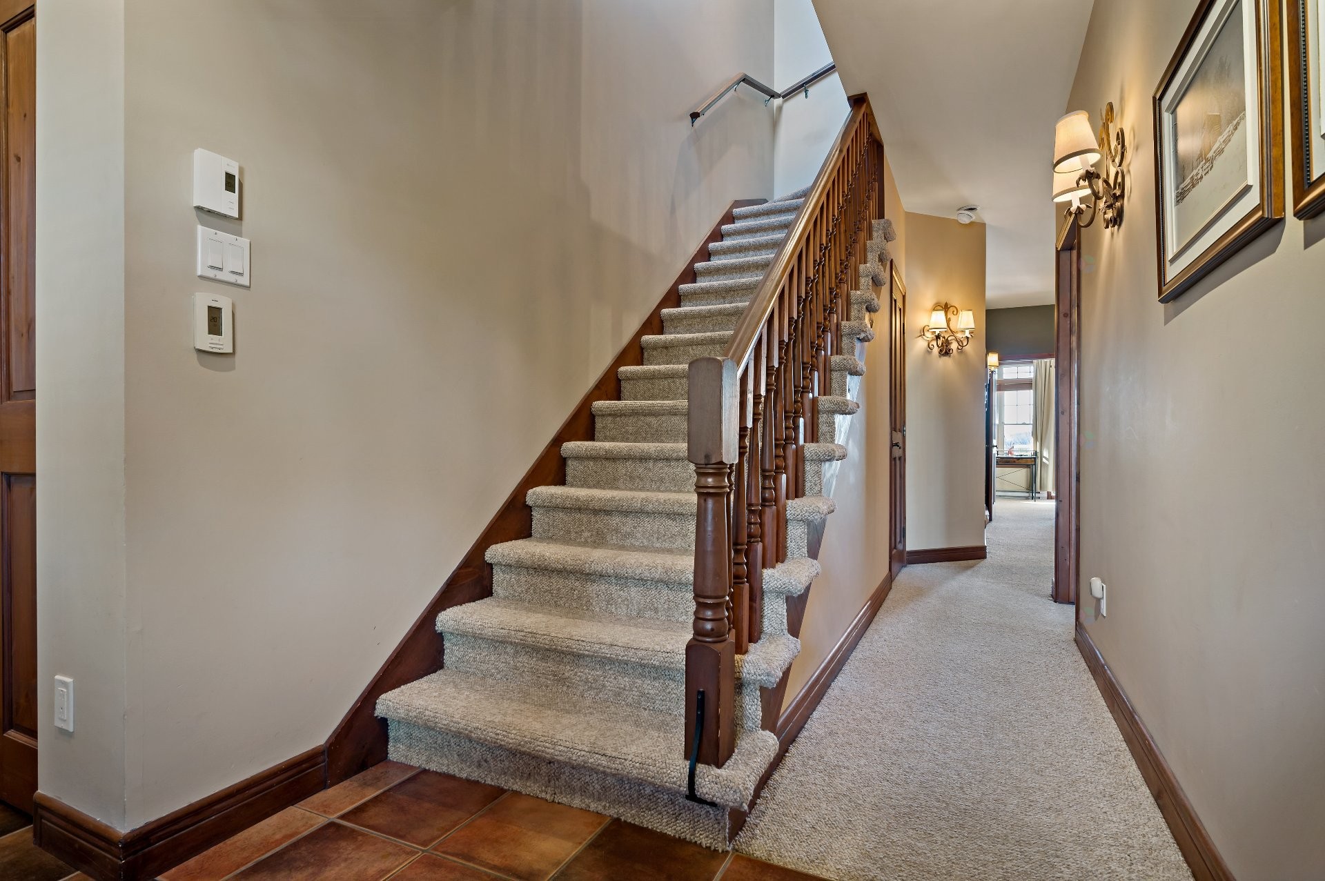 









175


Rue du Mont-Plaisant

, 4,
Mont-Tremblant,




QC
J8E1L2

