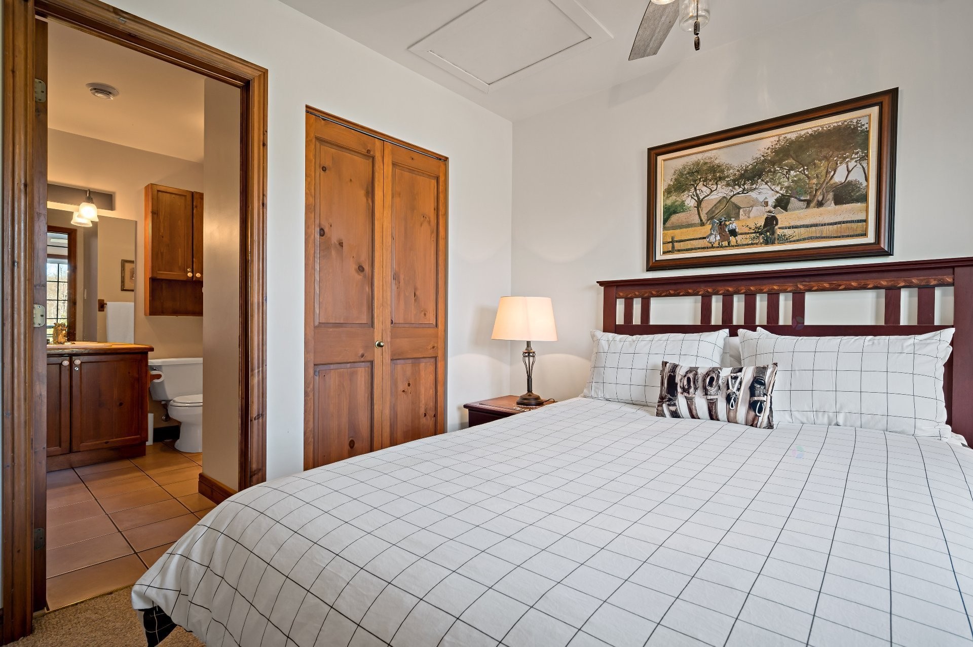 









175Z


Rue du Mont-Plaisant

, 4,
Mont-Tremblant,




QC
J8E1L2

