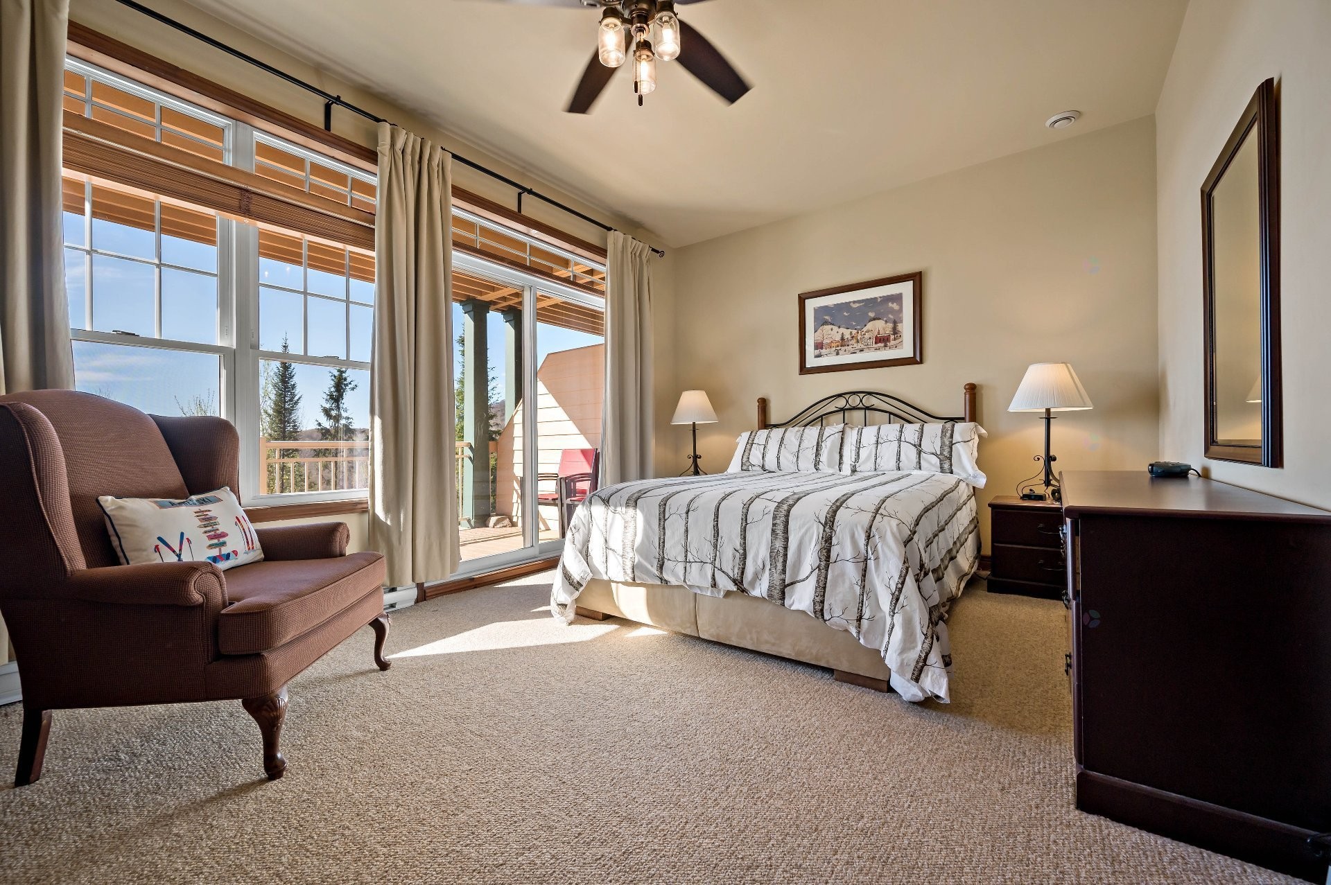 









175Z


Rue du Mont-Plaisant

, 4,
Mont-Tremblant,




QC
J8E1L2

