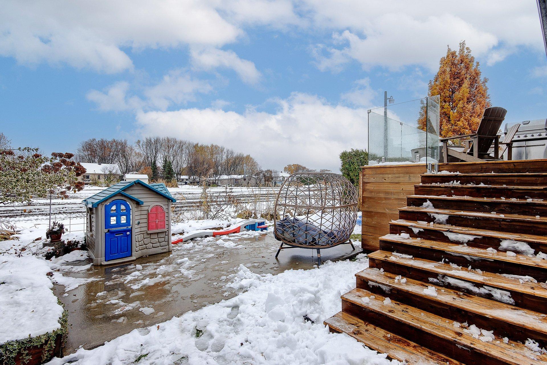 









23


Rue Arcand

,
Saint-Jean-sur-Richelieu,




QC
J2X5M6

