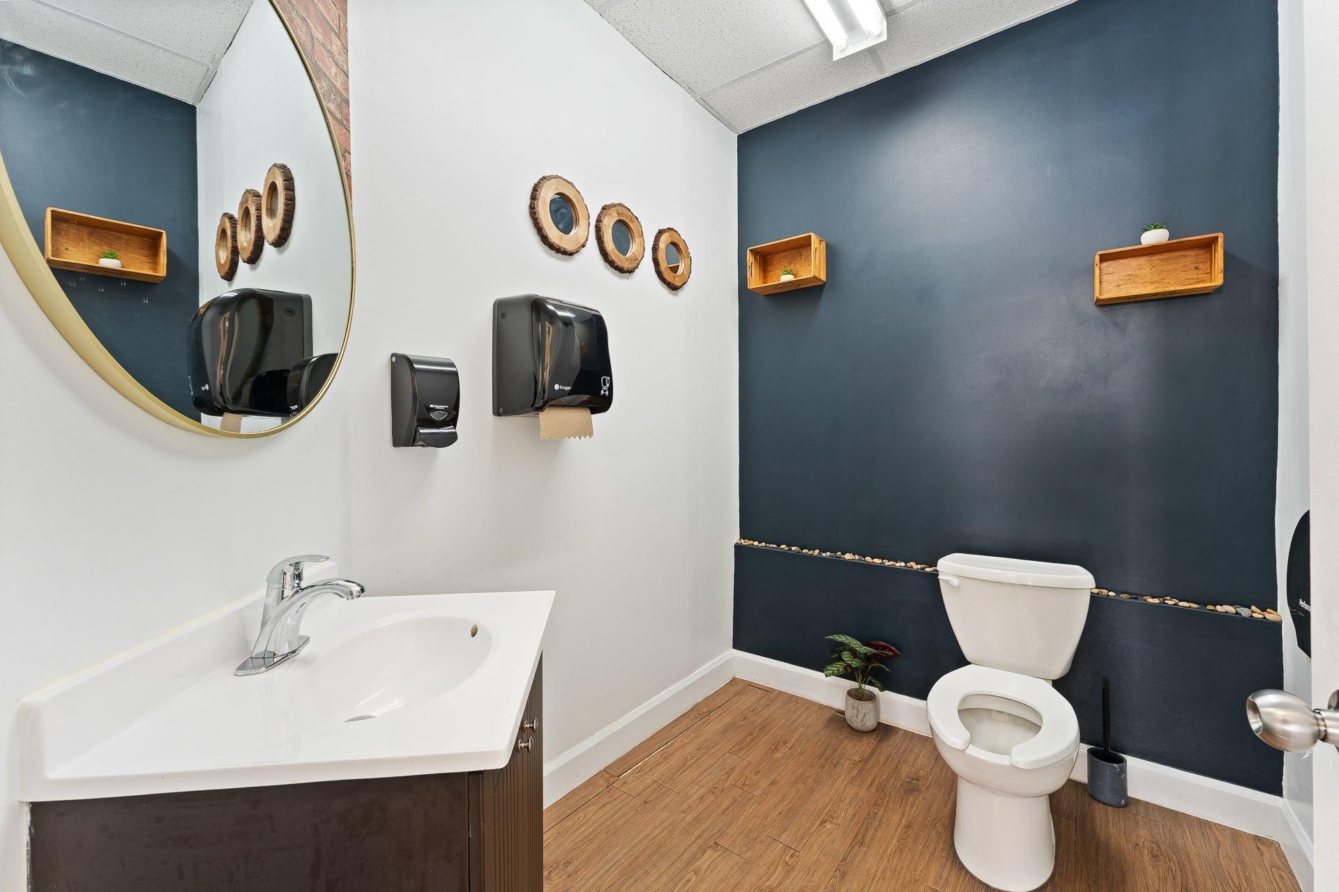 









5400


Rue du Président-Kennedy

,
Sherbrooke (Brompton/Rock Forest/Saint-Élie/Deauville),




QC
J1N2P7

