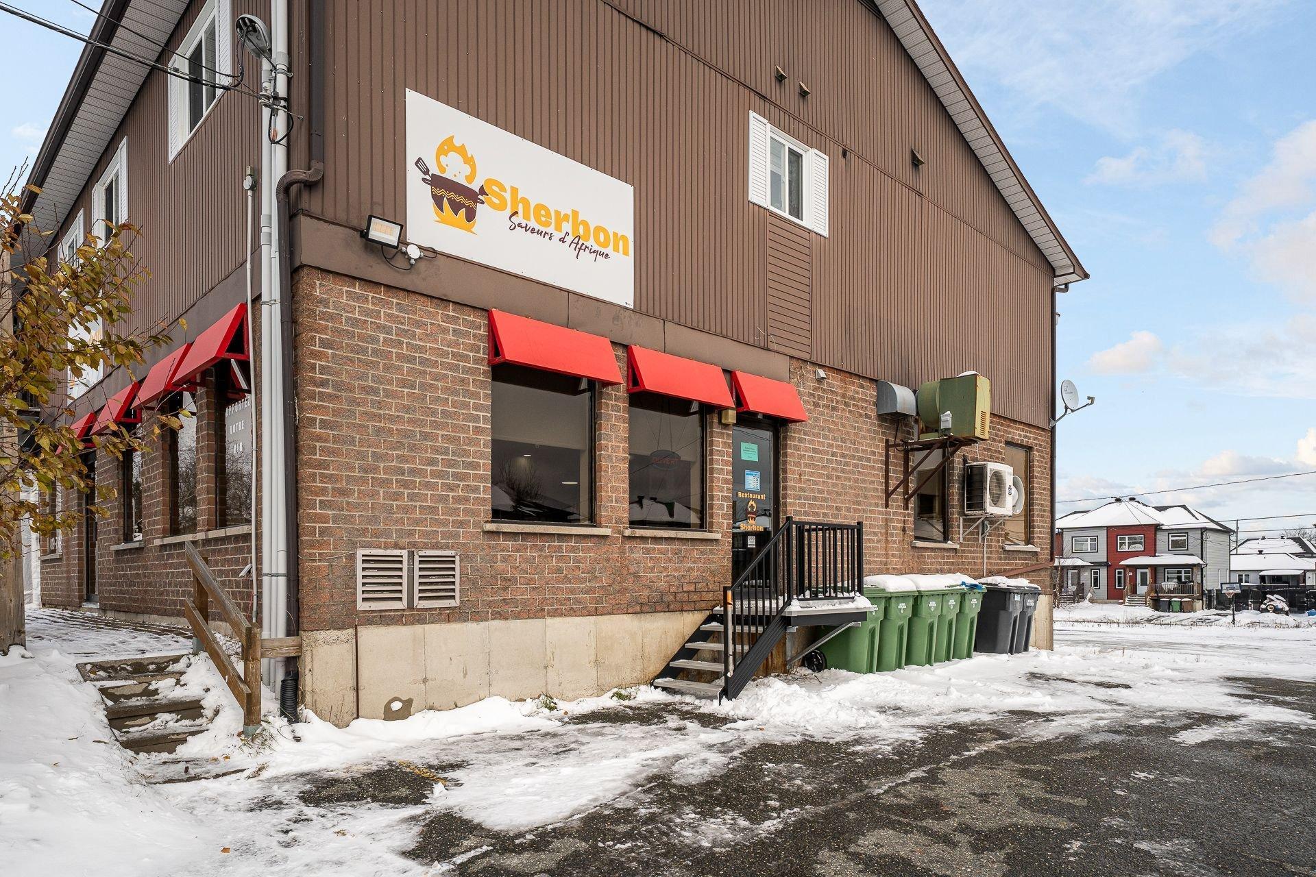 









5400


Rue du Président-Kennedy

,
Sherbrooke (Brompton/Rock Forest/Saint-Élie/Deauville),




QC
J1N2P7

