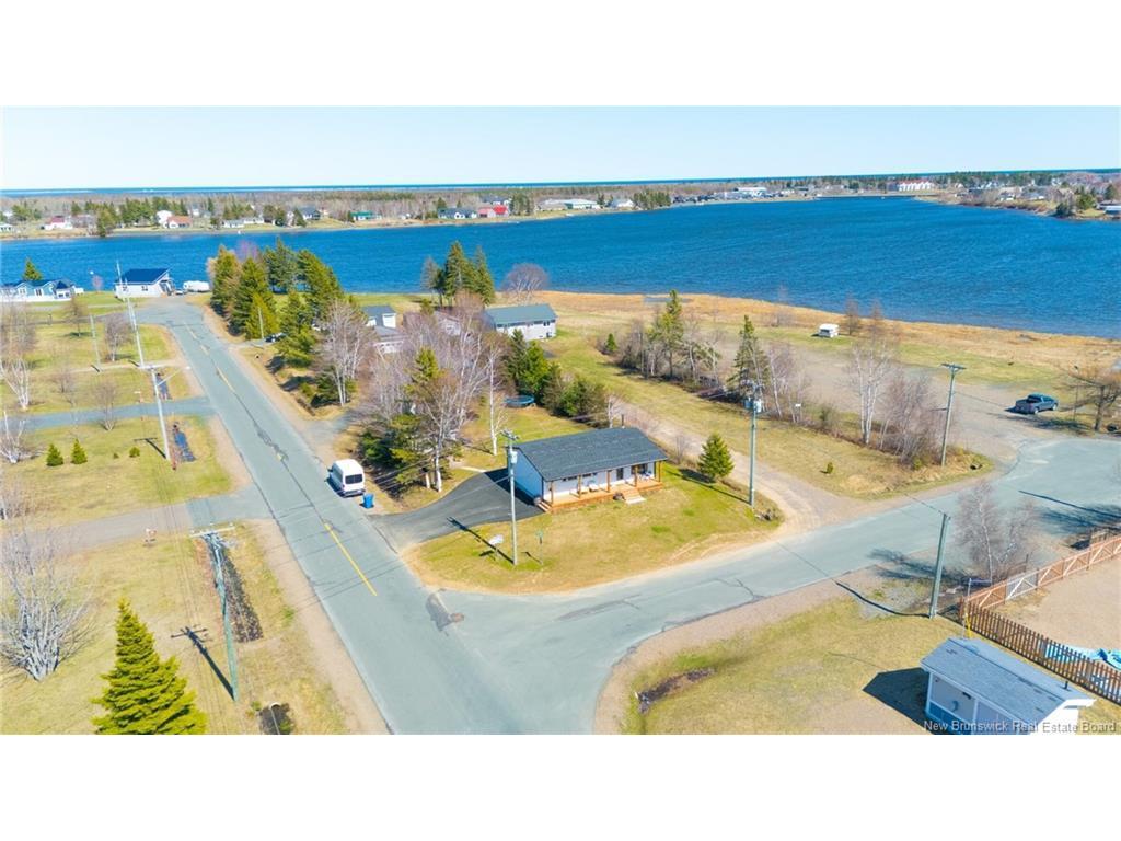 









3180


Alcide

ST,
Tracadie,




NB
E1X 1A5

