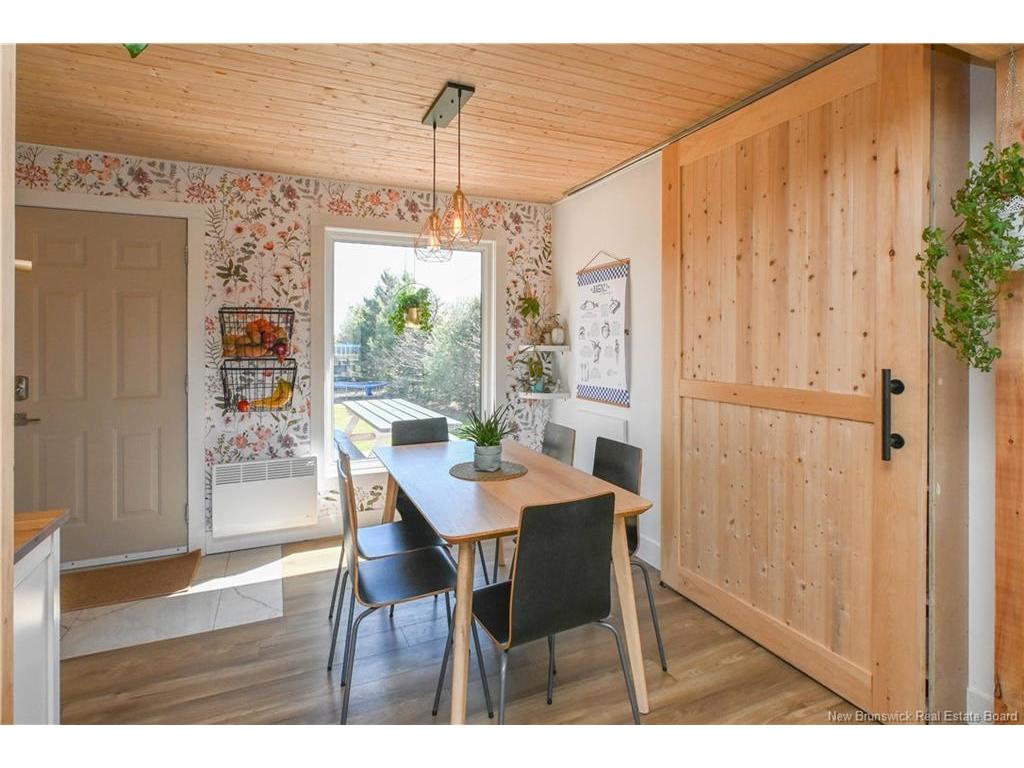 









3180


Alcide

ST,
Tracadie,




NB
E1X 1A5

