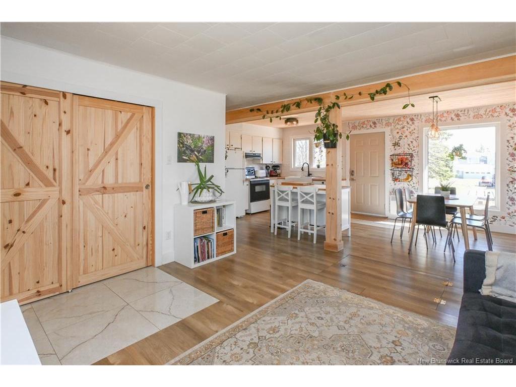 









3180


Alcide

ST,
Tracadie,




NB
E1X 1A5

