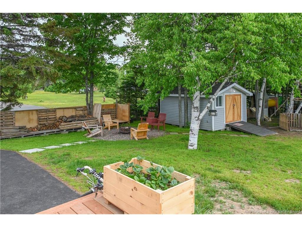 









3180


Alcide

ST,
Tracadie,




NB
E1X 1A5

