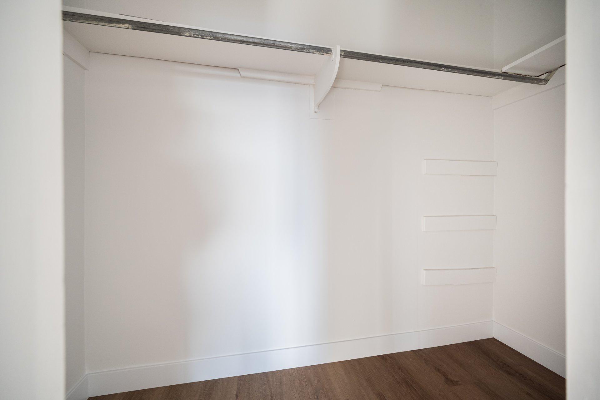 









1012


100e Avenue

,
Laval (Chomedey),




QC
H7W4A3

