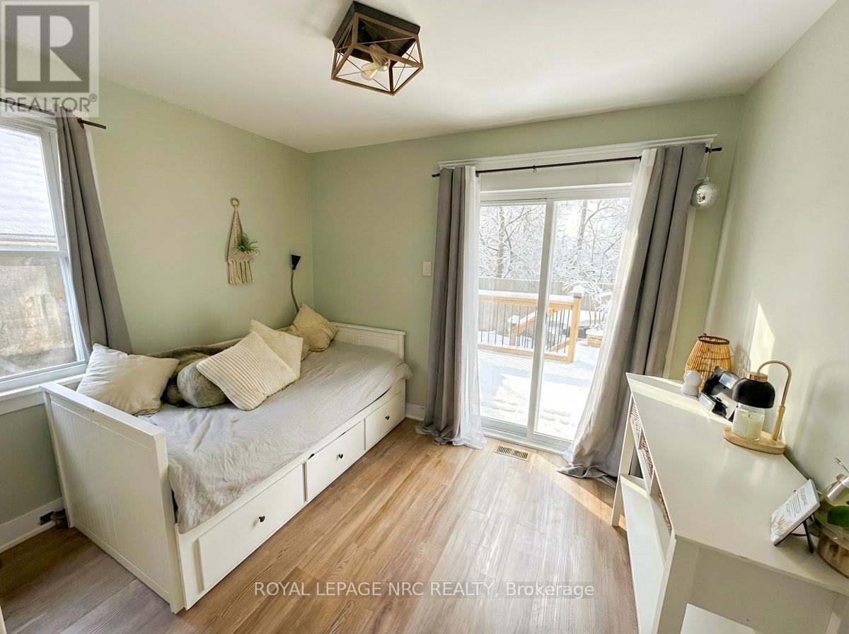 












190 CARLTON STREET

,
St. Catharines (Downtown),




Ontario
L2R1S4

