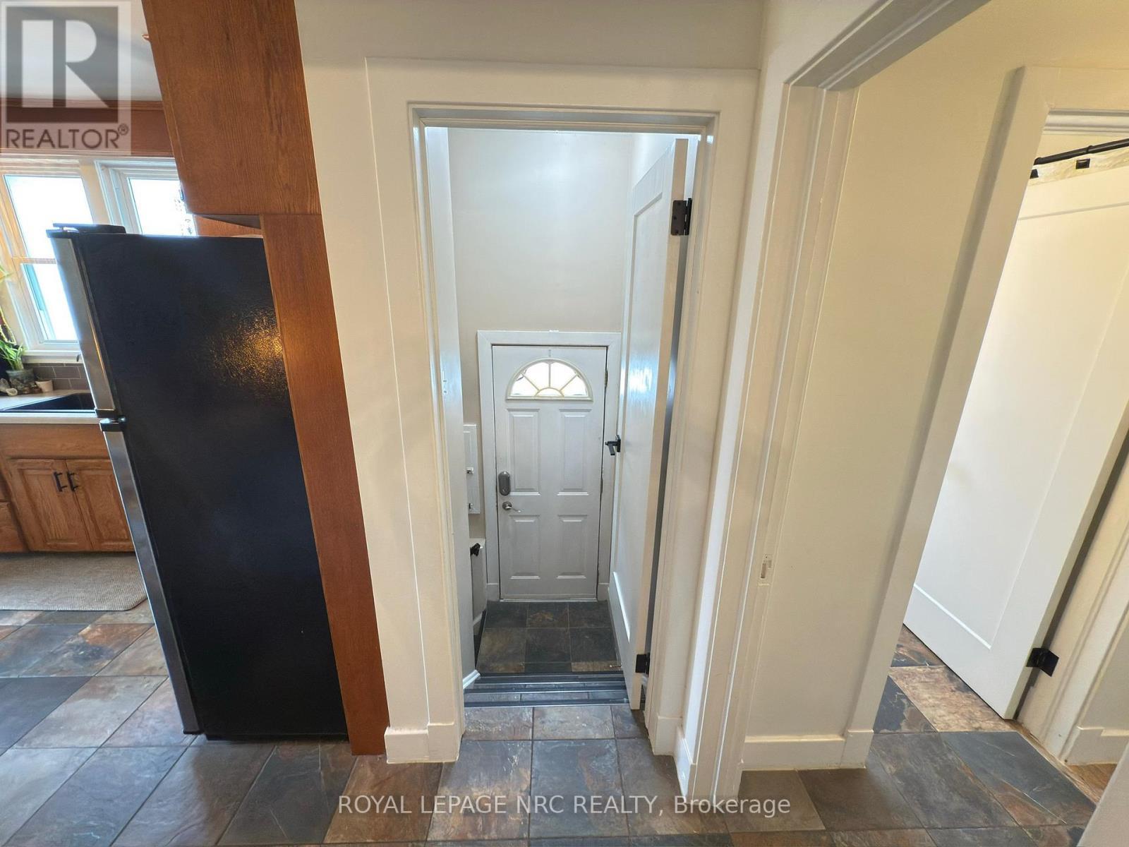 












190 CARLTON STREET

,
St. Catharines (Downtown),




Ontario
L2R1S4

