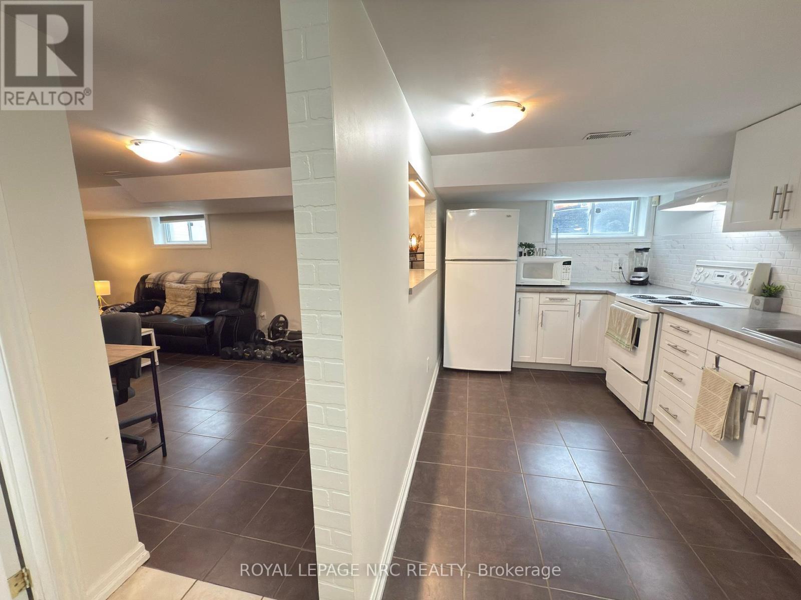 












190 CARLTON STREET

,
St. Catharines (Downtown),




Ontario
L2R1S4

