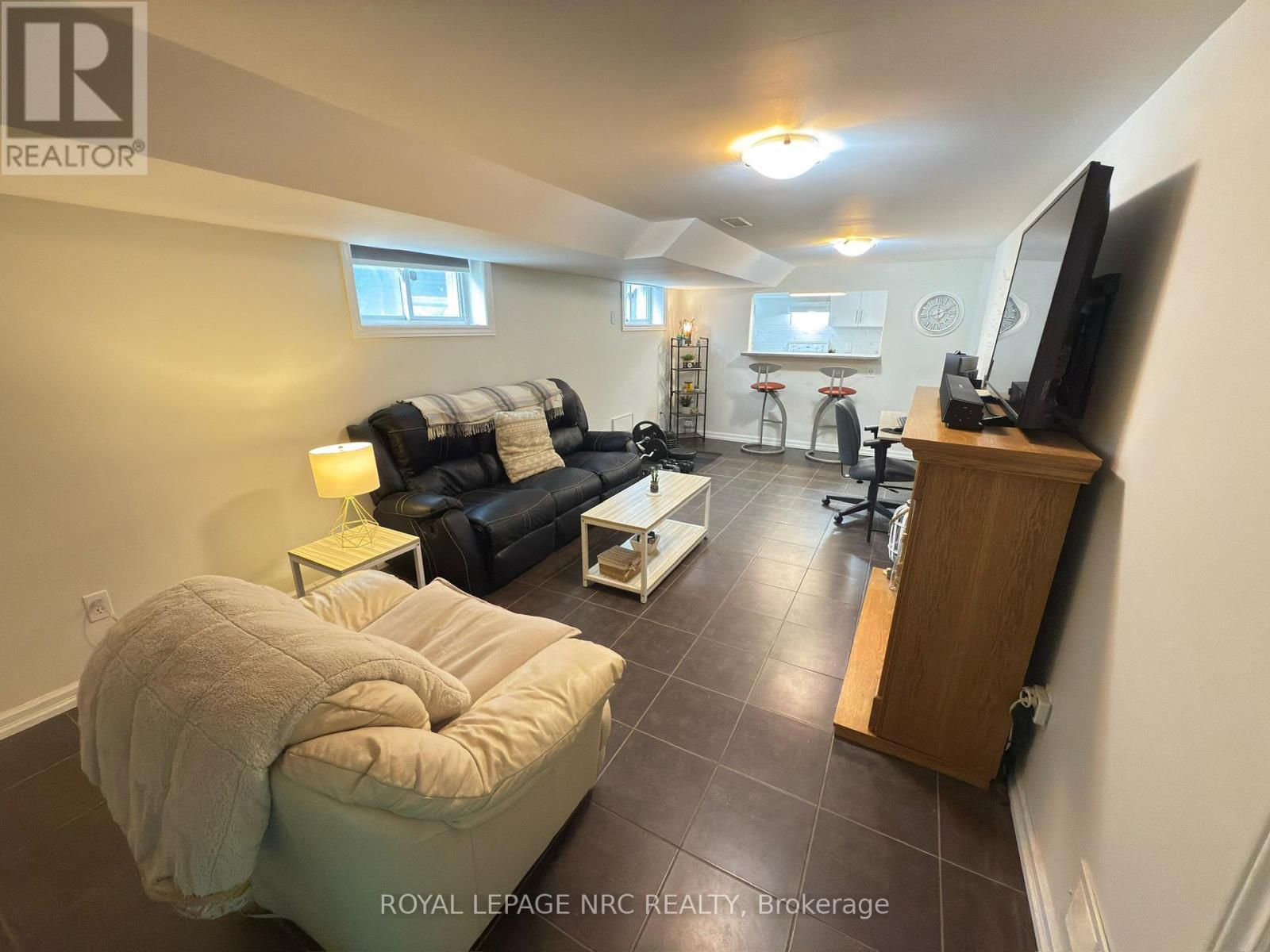 












190 CARLTON STREET

,
St. Catharines (Downtown),




Ontario
L2R1S4

