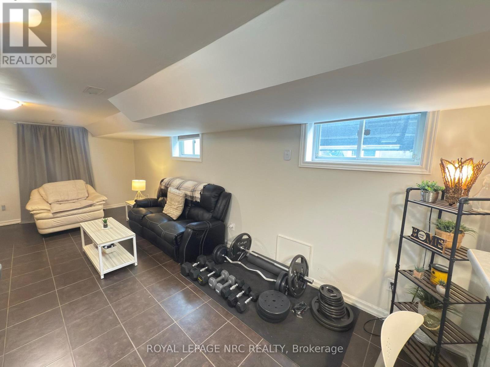 












190 CARLTON STREET

,
St. Catharines (Downtown),




Ontario
L2R1S4

