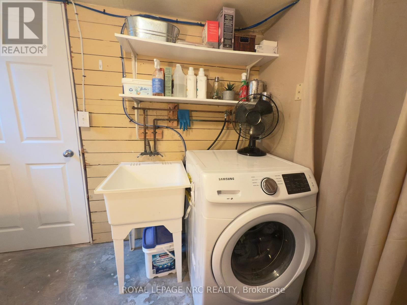 












190 CARLTON STREET

,
St. Catharines (Downtown),




Ontario
L2R1S4

