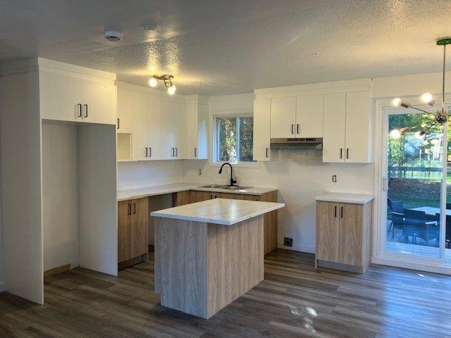 









743


Rue Périard

,
Gatineau (Buckingham),




QC
J8L3T8

