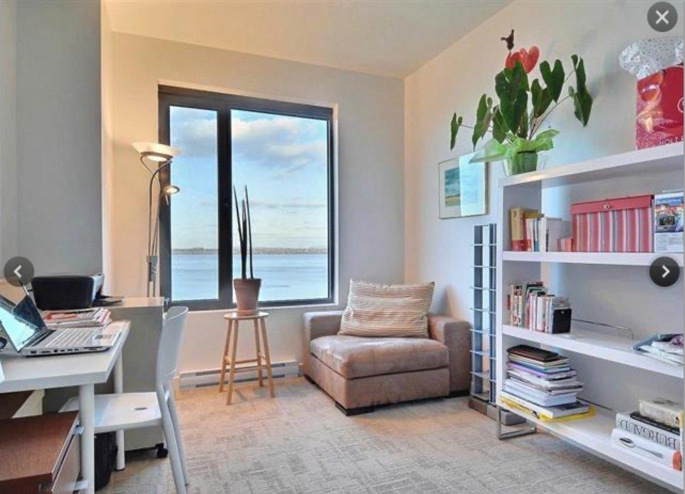 









199


Rue de la Rotonde

, 402,
Montréal (Verdun/Île-des-Soeurs),




QC
H3E0C1

