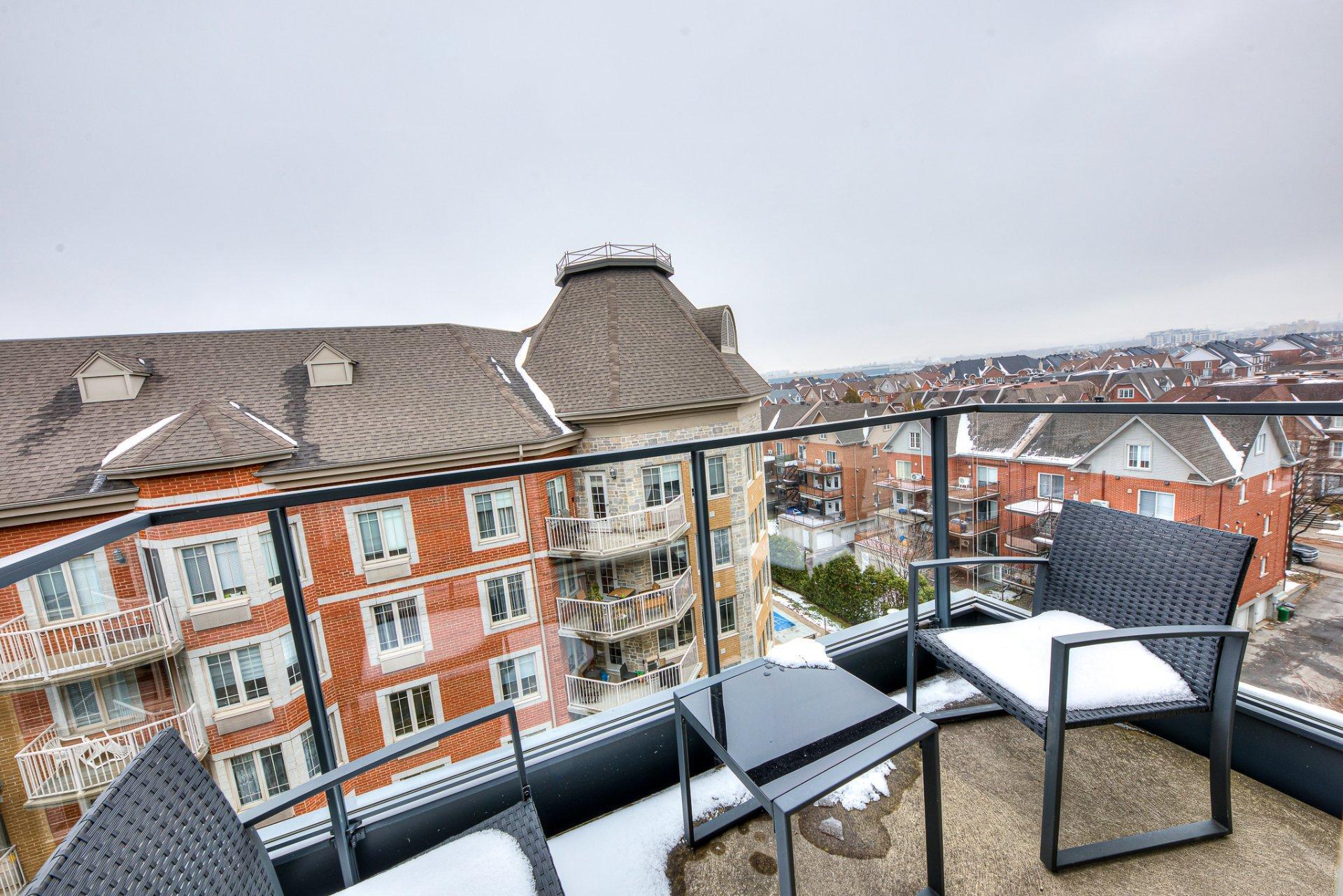 









2480


Rue des Nations

, 606,
Montréal (Saint-Laurent),




QC
H4R0J9

