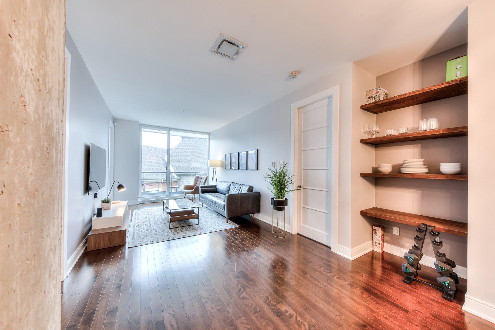 









2480


Rue des Nations

, 606,
Montréal (Saint-Laurent),




QC
H4R0J9

