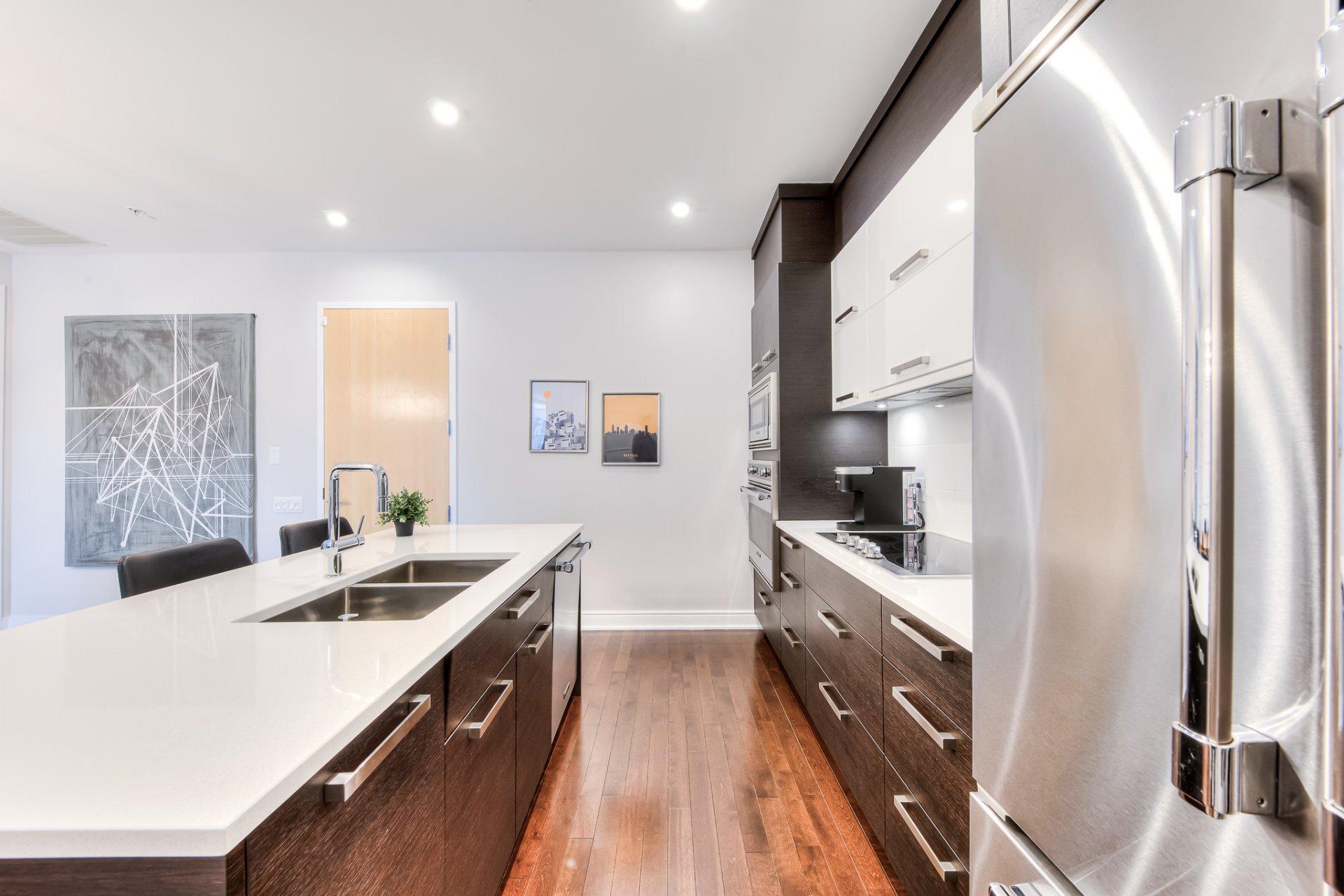 









2480


Rue des Nations

, 606,
Montréal (Saint-Laurent),




QC
H4R0J9

