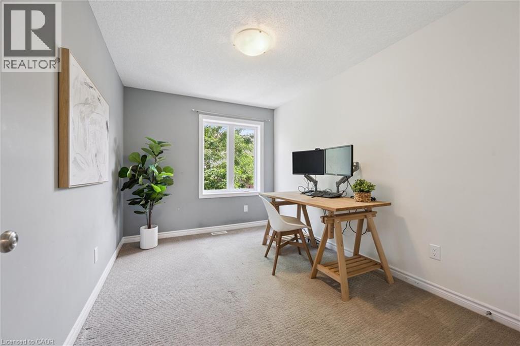 












167 ARKELL Road Unit# 16

,
Guelph,




Ontario
N1L0J9

