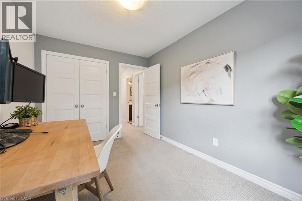 












167 ARKELL Road Unit# 16

,
Guelph,




Ontario
N1L0J9

