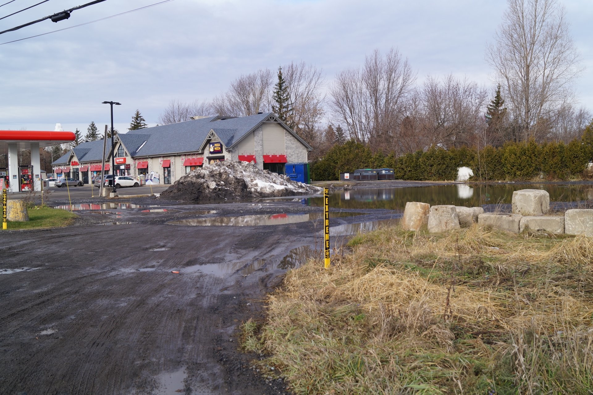 









1111


Boul. St-Luc

,
Saint-Jean-sur-Richelieu,




QC
J4W2H9

