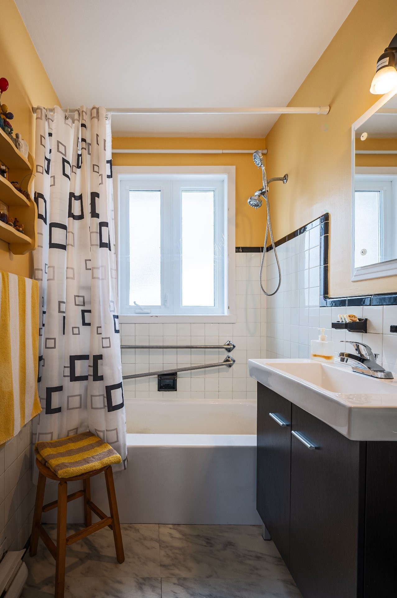 









6


Rue St-Pierre

,
Saint-Jean-sur-Richelieu,




QC
J3B5V2

