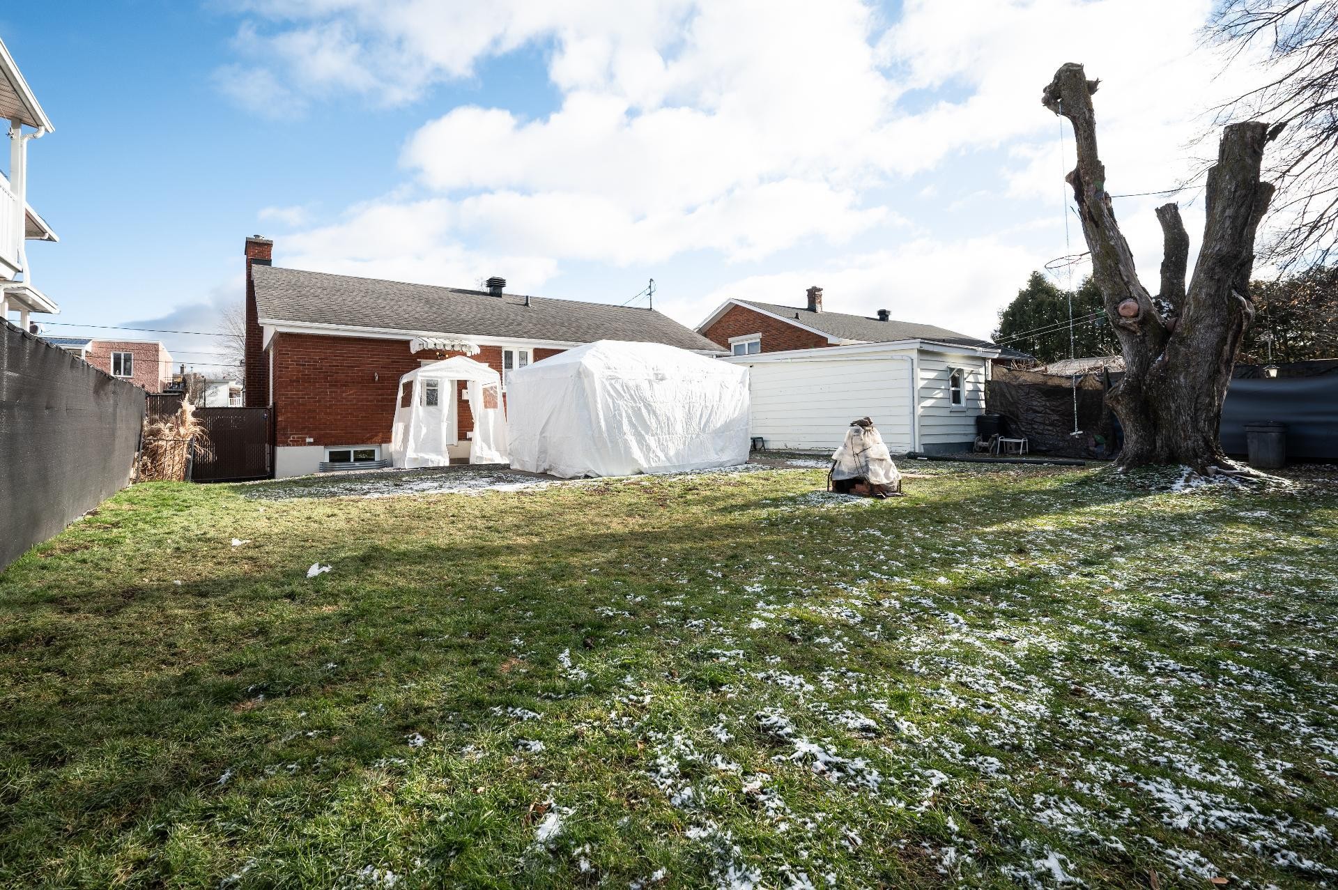 









6


Rue St-Pierre

,
Saint-Jean-sur-Richelieu,




QC
J3B5V2

