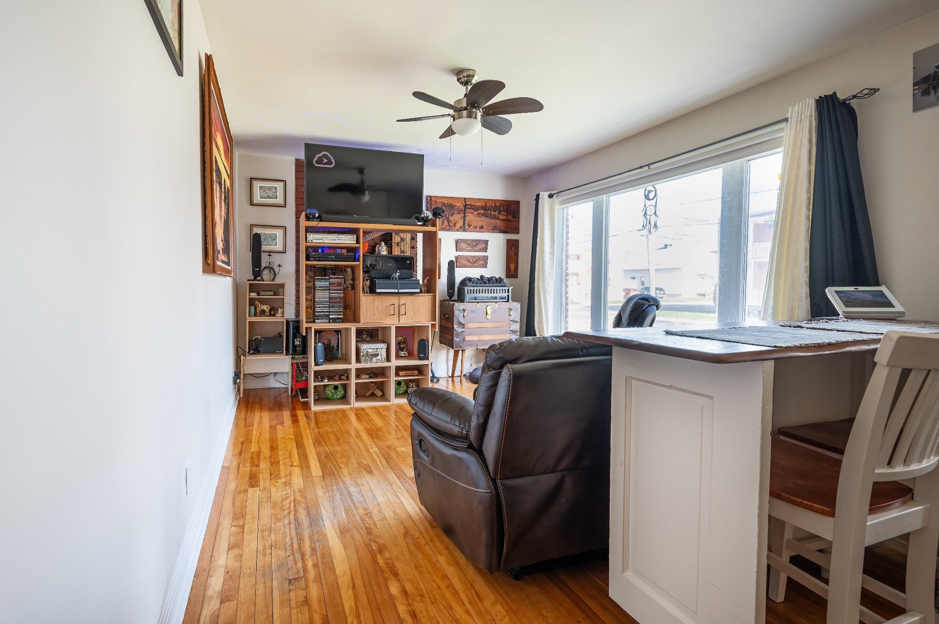 









6


Rue St-Pierre

,
Saint-Jean-sur-Richelieu,




QC
J3B5V2

