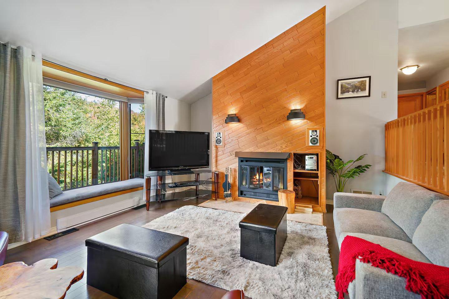 









3497


Ch. du Village

,
Saint-Adolphe-d'Howard,




QC
J0T2B0

