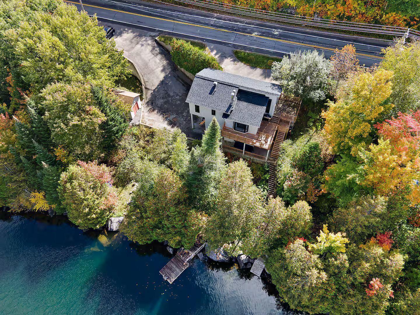 









3497


Ch. du Village

,
Saint-Adolphe-d'Howard,




QC
J0T2B0

