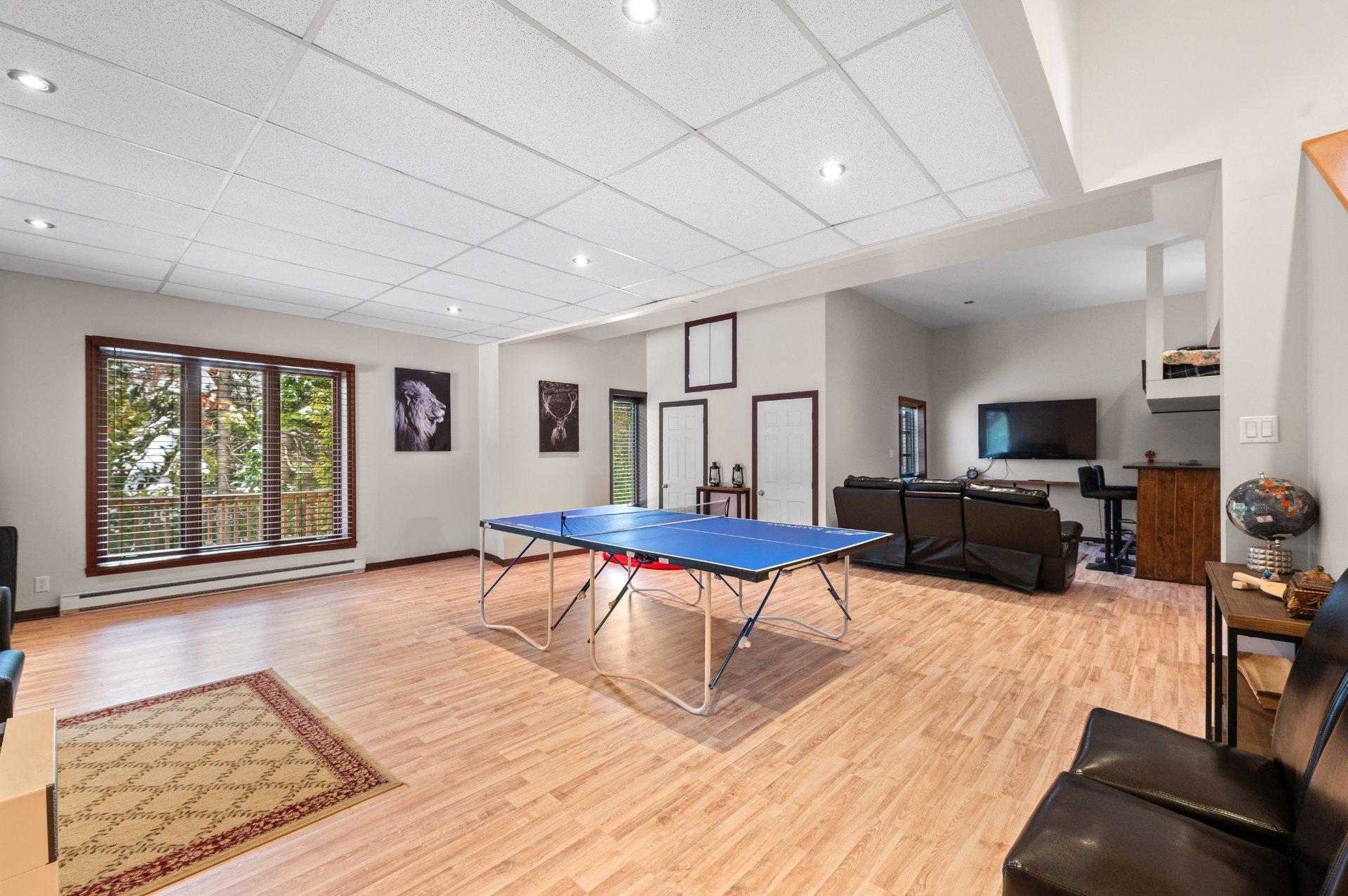 









3497


Ch. du Village

,
Saint-Adolphe-d'Howard,




QC
J0T2B0

