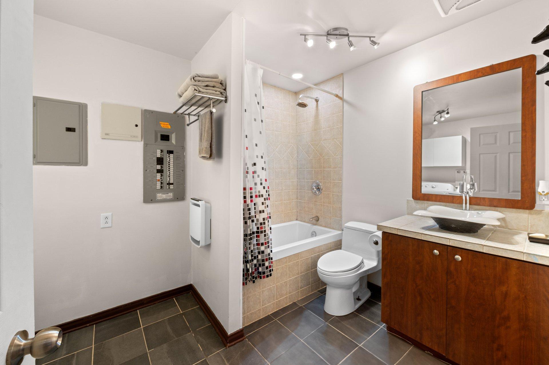 









3497


Ch. du Village

,
Saint-Adolphe-d'Howard,




QC
J0T2B0

