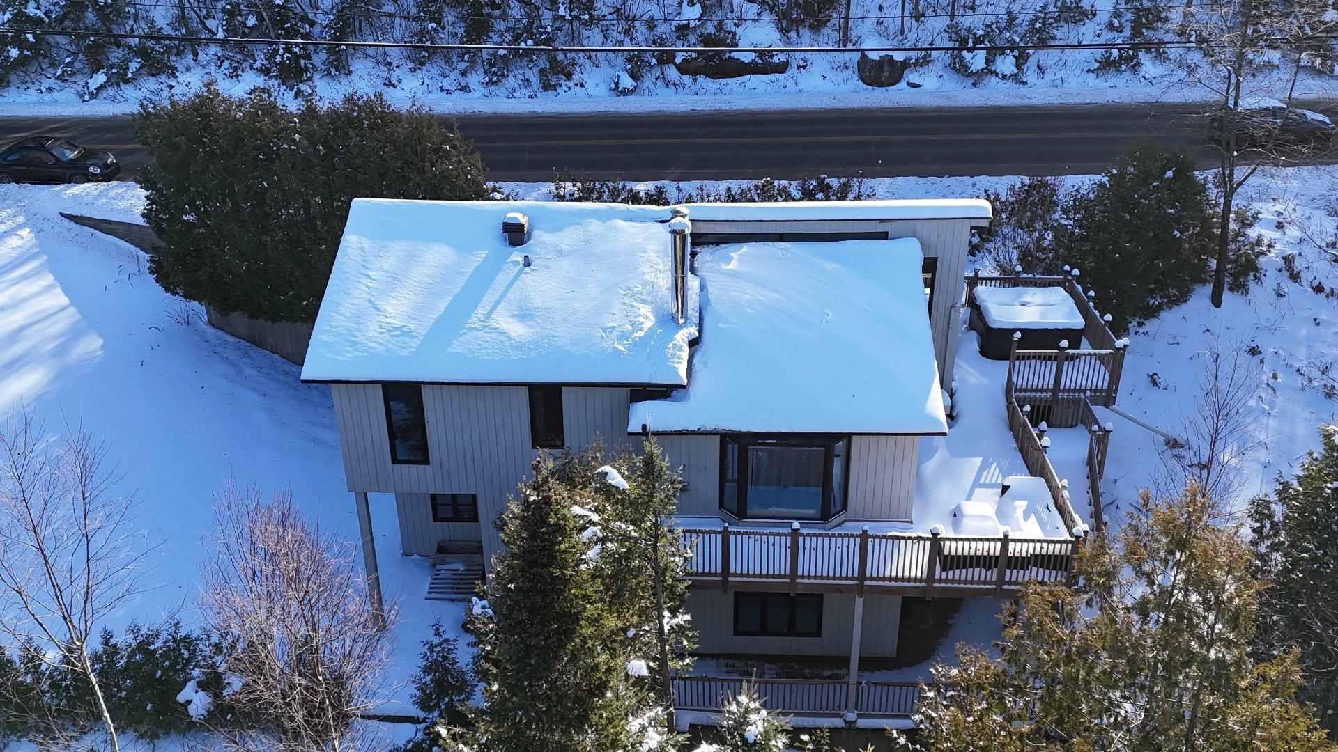 









3497


Ch. du Village

,
Saint-Adolphe-d'Howard,




QC
J0T2B0

