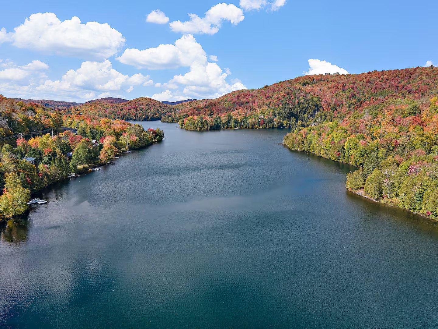 









3497


Ch. du Village

,
Saint-Adolphe-d'Howard,




QC
J0T2B0

