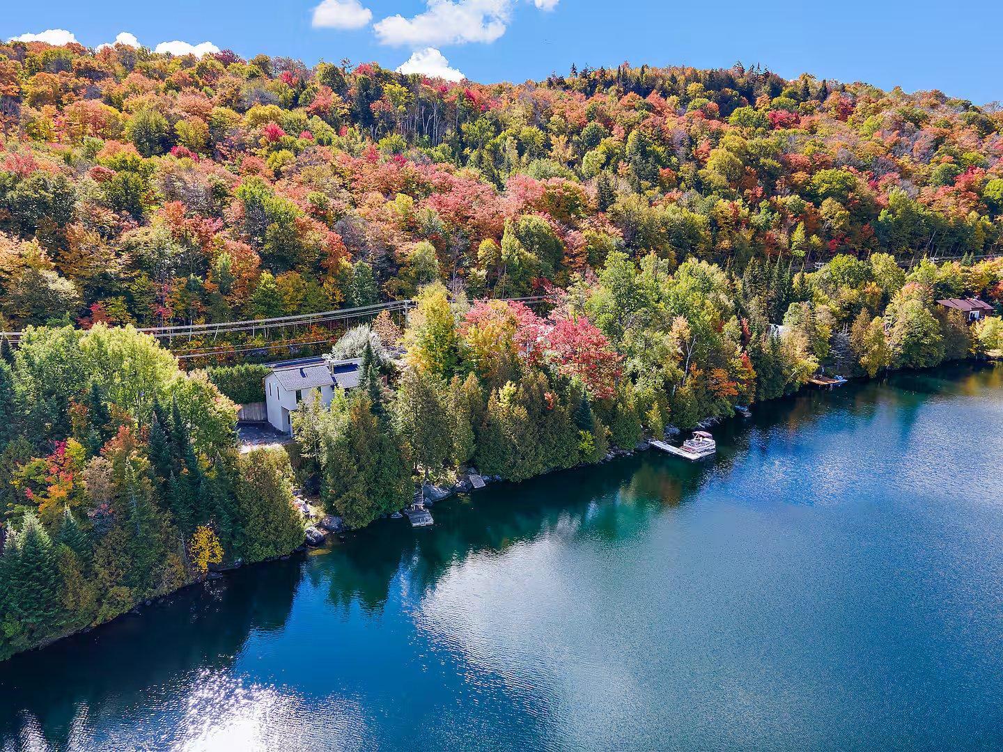 









3497


Ch. du Village

,
Saint-Adolphe-d'Howard,




QC
J0T2B0

