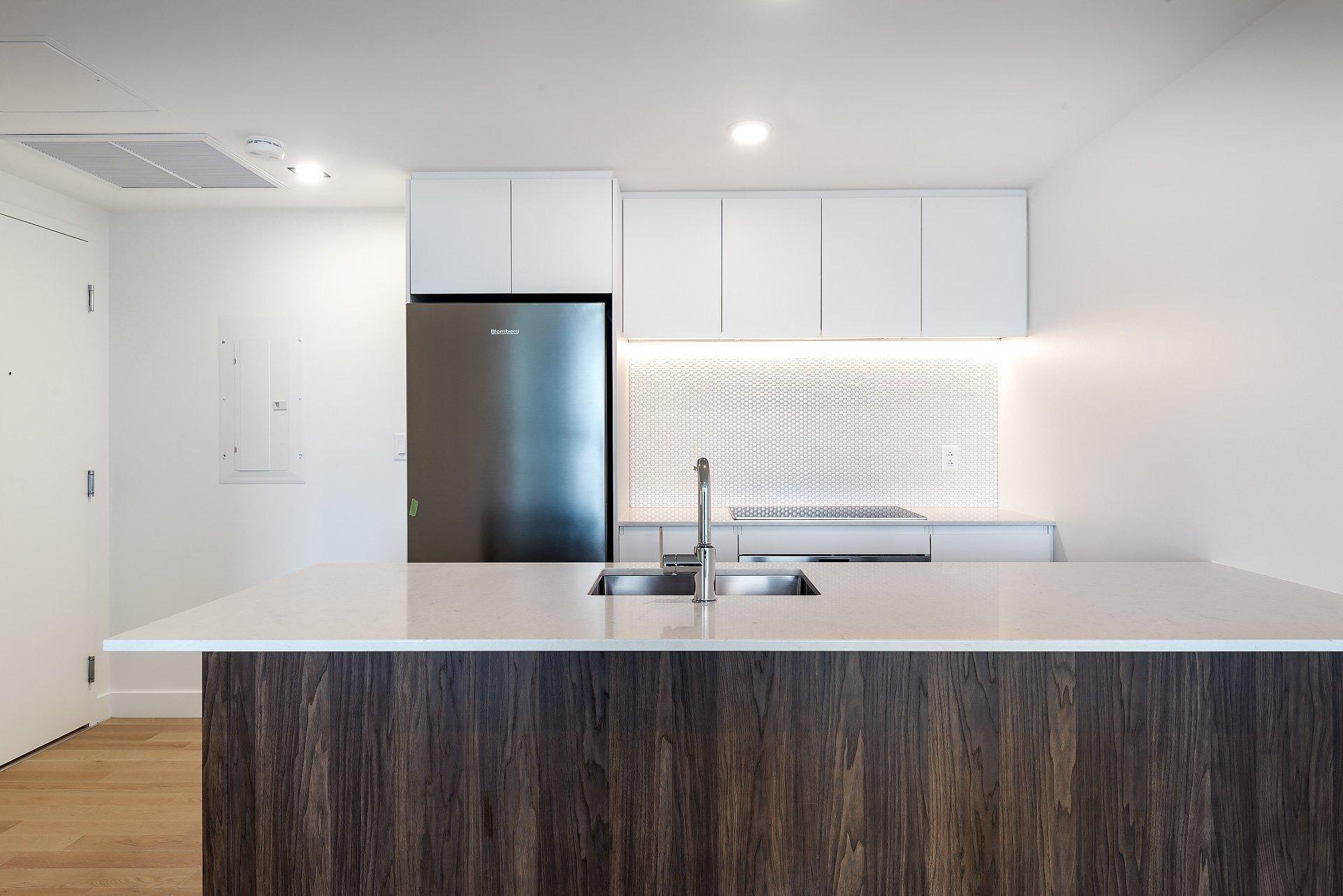 









1245


Rue De Bleury

, 3501,
Montréal (Ville-Marie),




QC
H3B0C2

