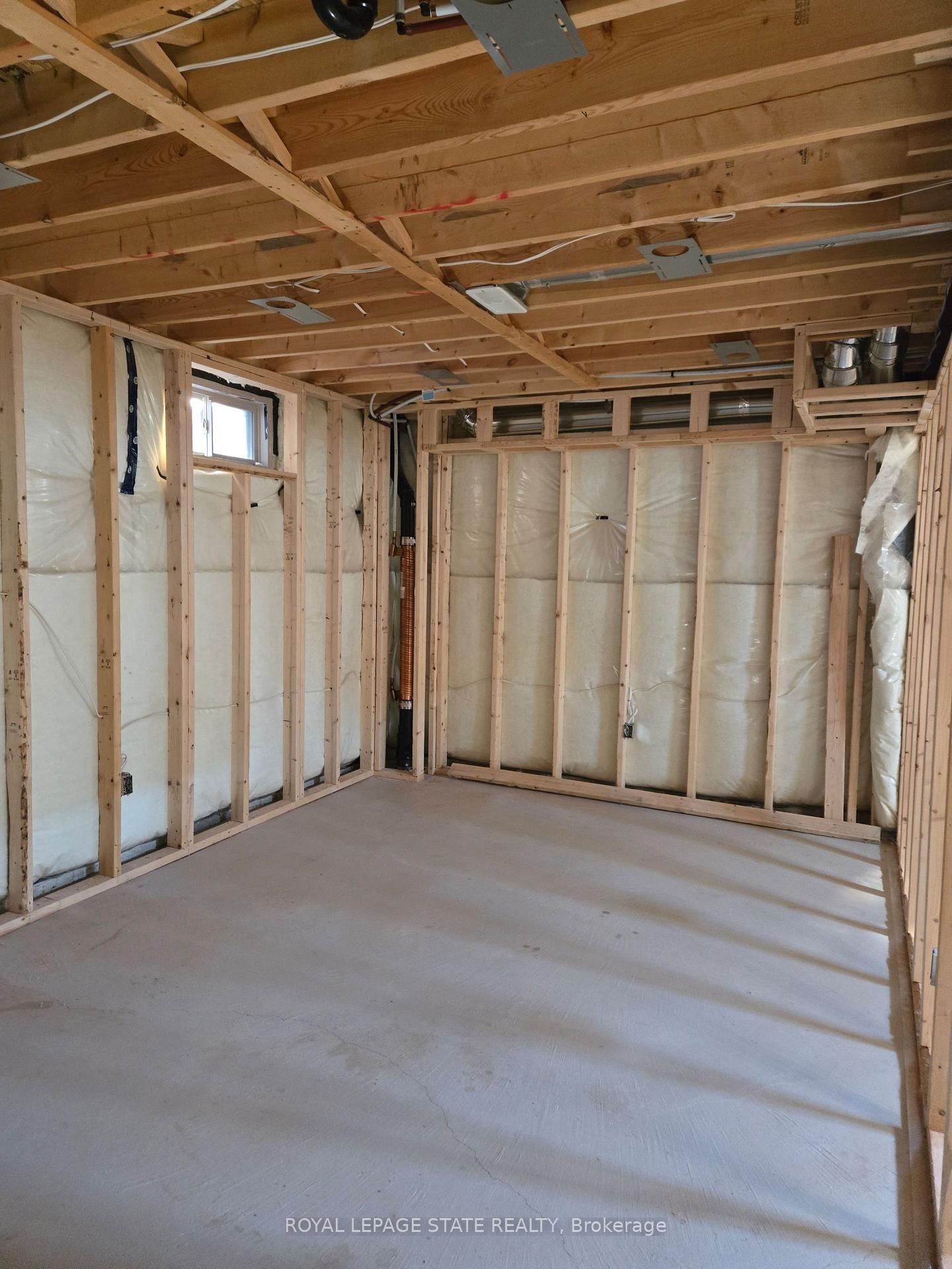 









31


Cactus

Crescent,
Hamilton,




ON
L8J 0M4

