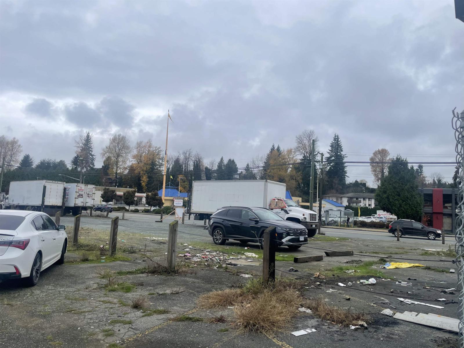 












31648 SOUTH FRASER WAY

,
Abbotsford,




British Columbia
V2T1C8

