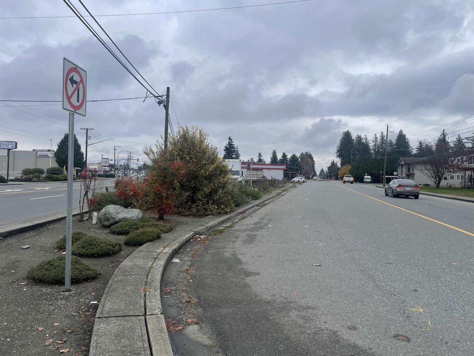 












31648 SOUTH FRASER WAY

,
Abbotsford,




British Columbia
V2T1C8

