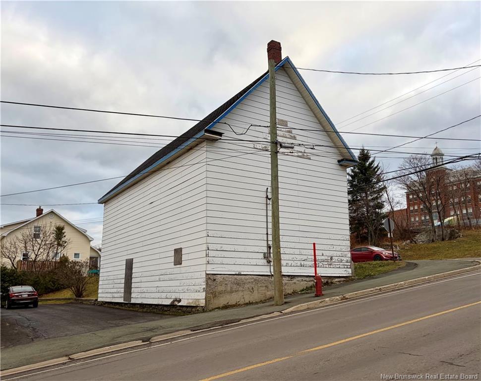 









131


Renfrew

,
Dalhousie,




NB
E8E 2H8

