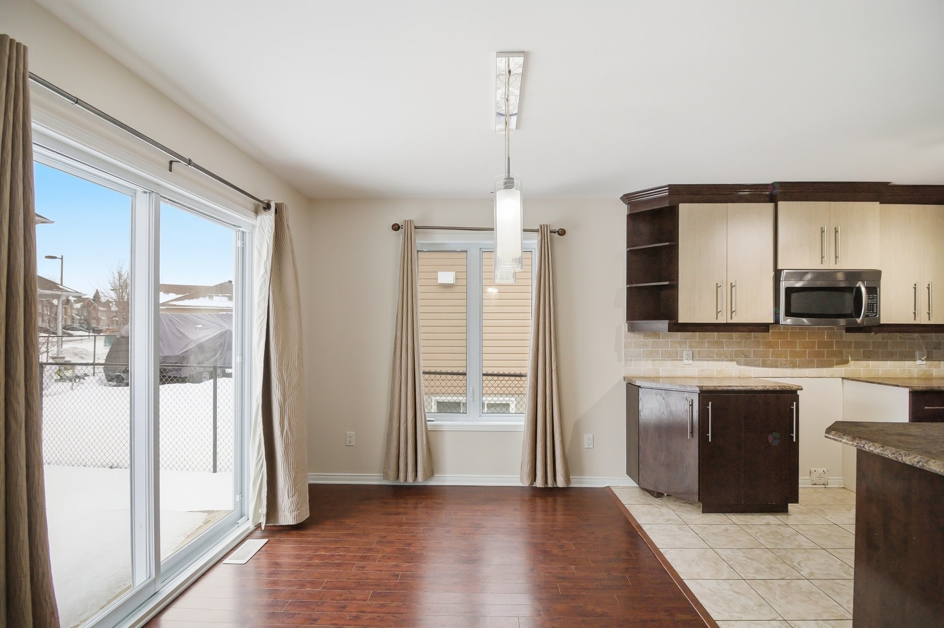 









399


Rue Jeannine-Grégoire-Ross

,
Gatineau (Gatineau),




QC
J8P1J3

