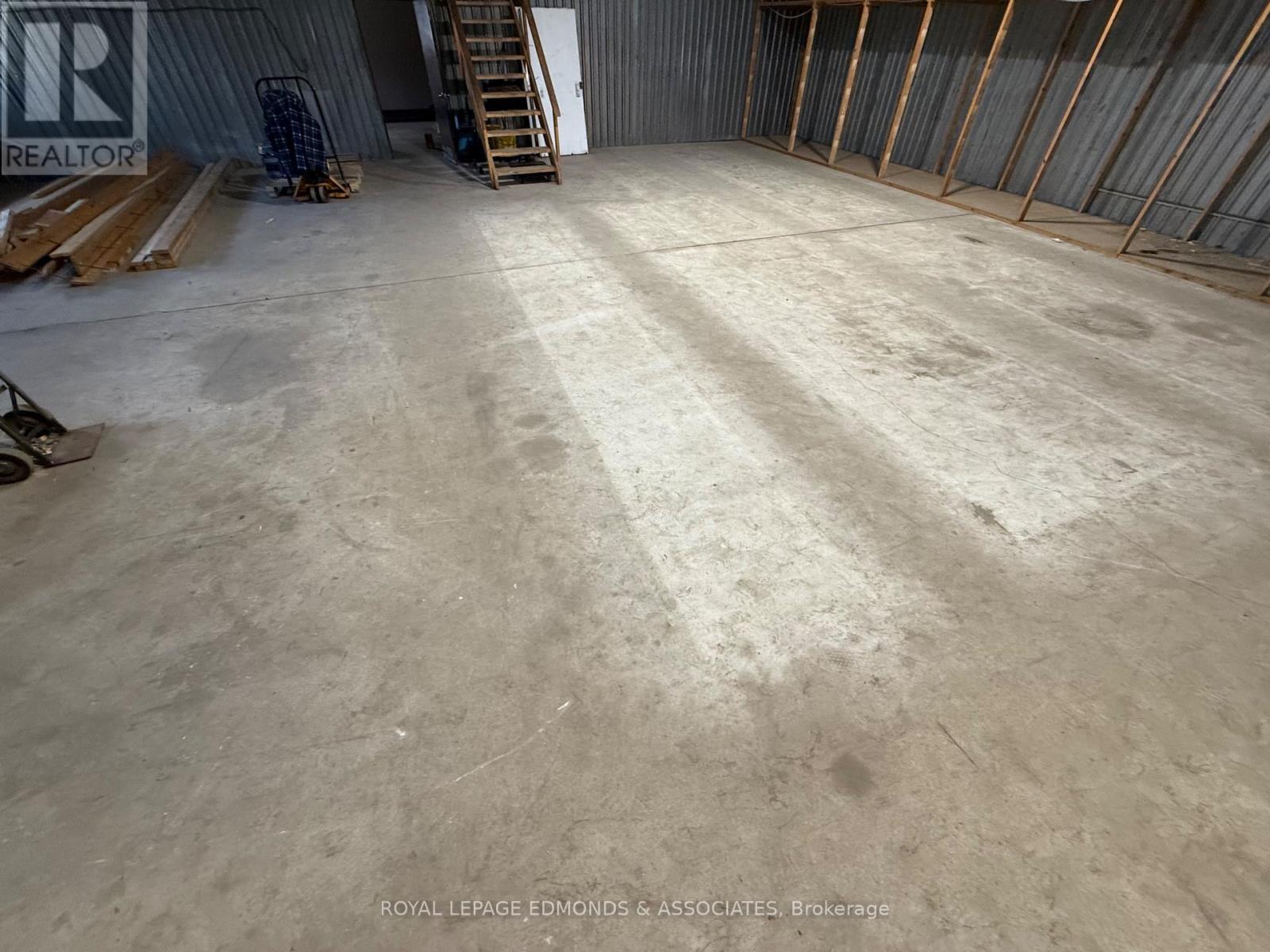 












174 ALBERT STREET

,
Pembroke,




Ontario
K8A4K6

