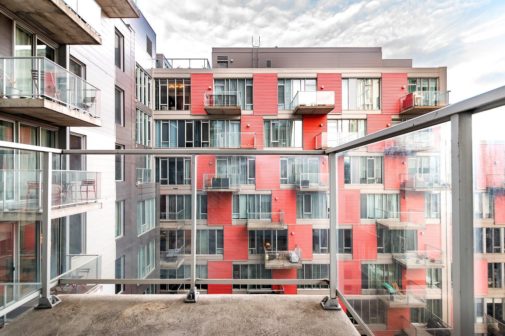 









888


Rue Wellington

, 712,
Montréal (Ville-Marie),




QC
H3C0N1

