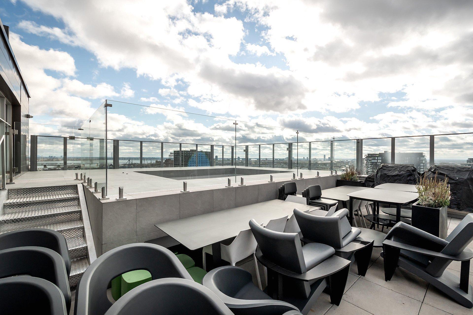 









888


Rue Wellington

, 712,
Montréal (Ville-Marie),




QC
H3C0N1

