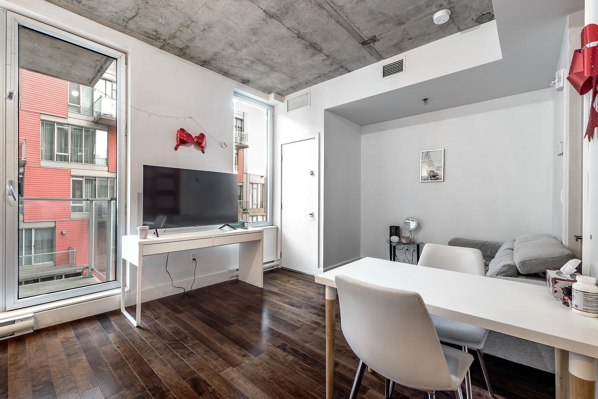 









888


Rue Wellington

, 712,
Montréal (Ville-Marie),




QC
H3C0N1

