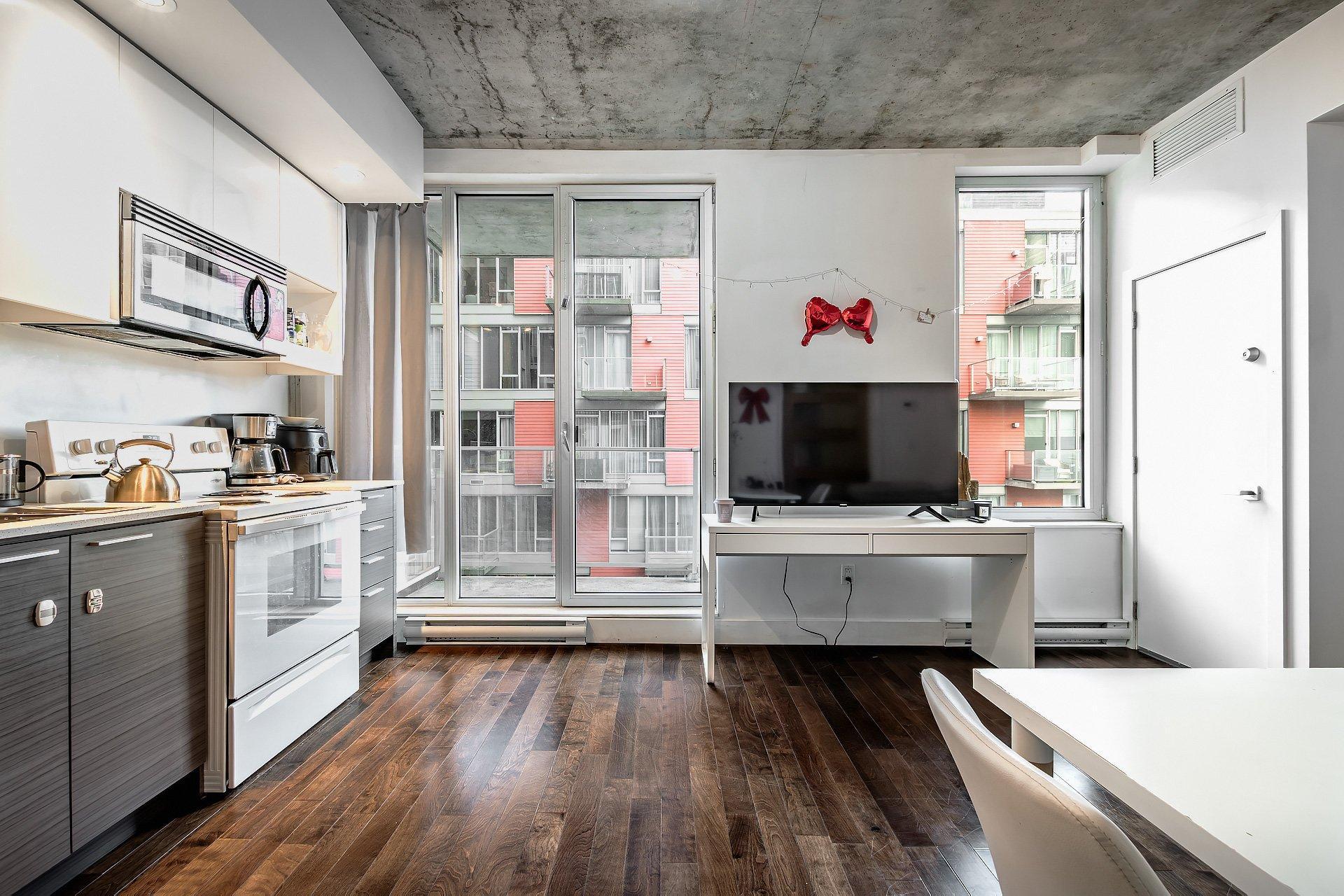 









888


Rue Wellington

, 712,
Montréal (Ville-Marie),




QC
H3C0N1

