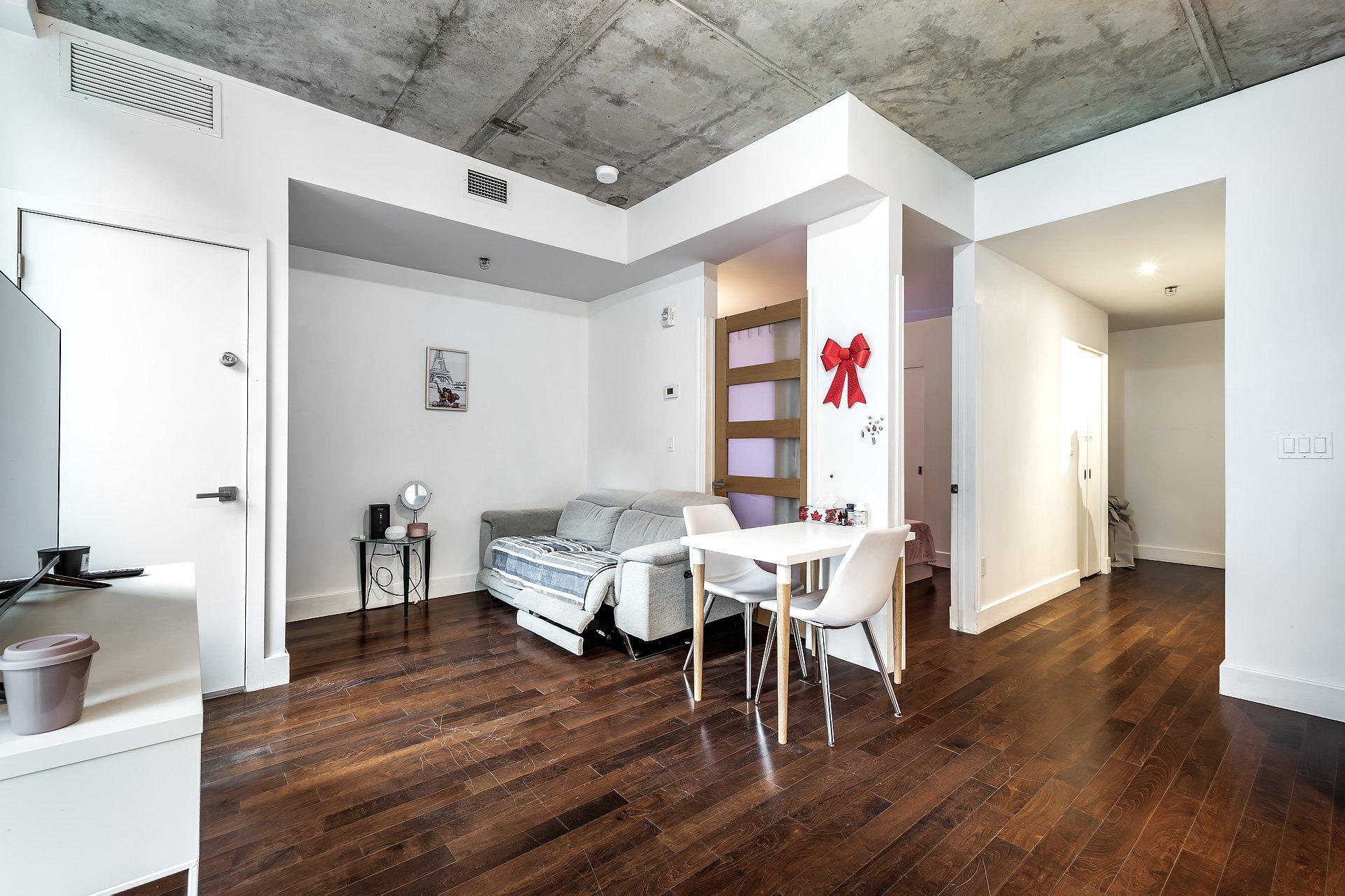 









888


Rue Wellington

, 712,
Montréal (Ville-Marie),




QC
H3C0N1

