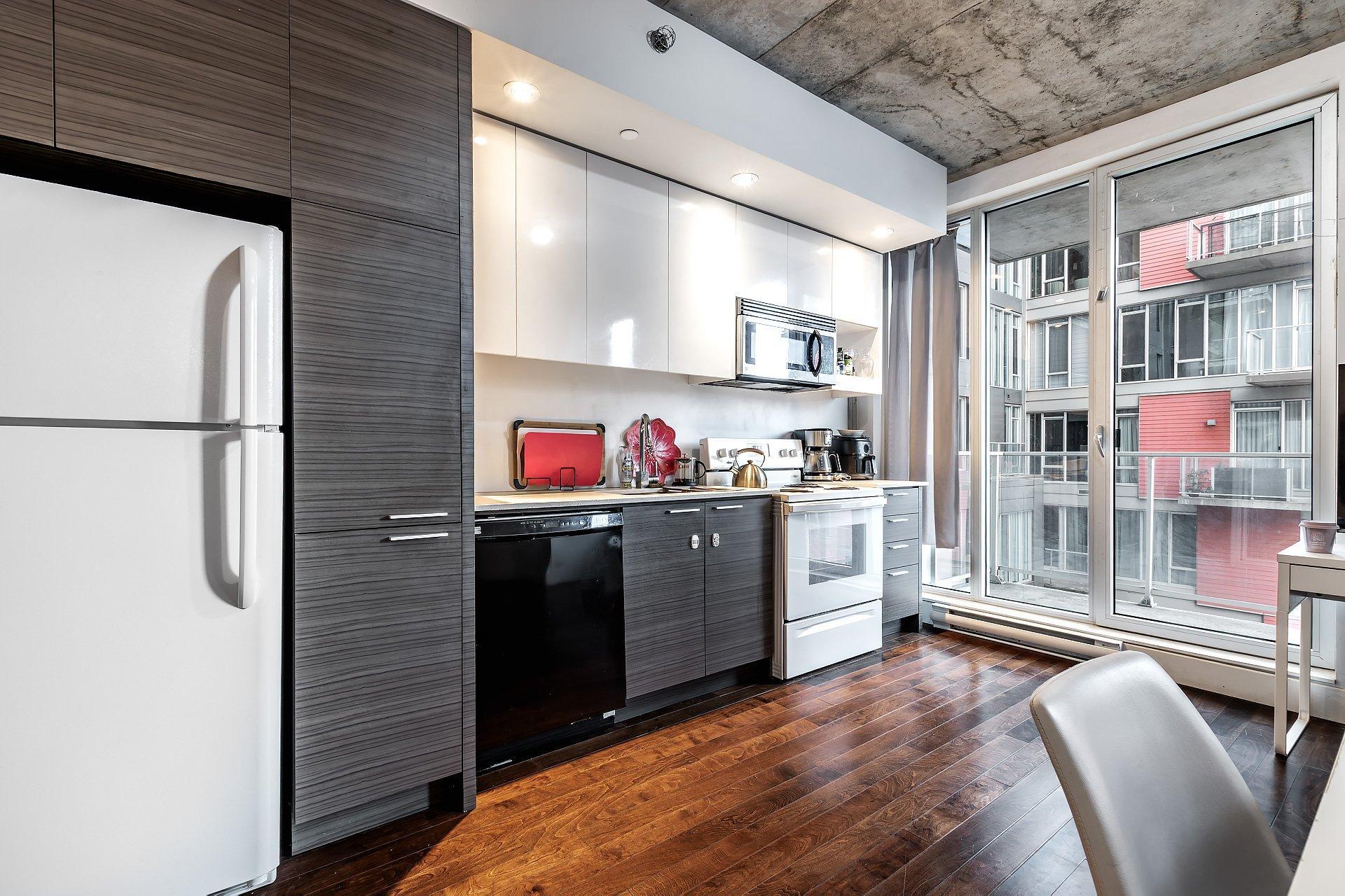 









888


Rue Wellington

, 712,
Montréal (Ville-Marie),




QC
H3C0N1

