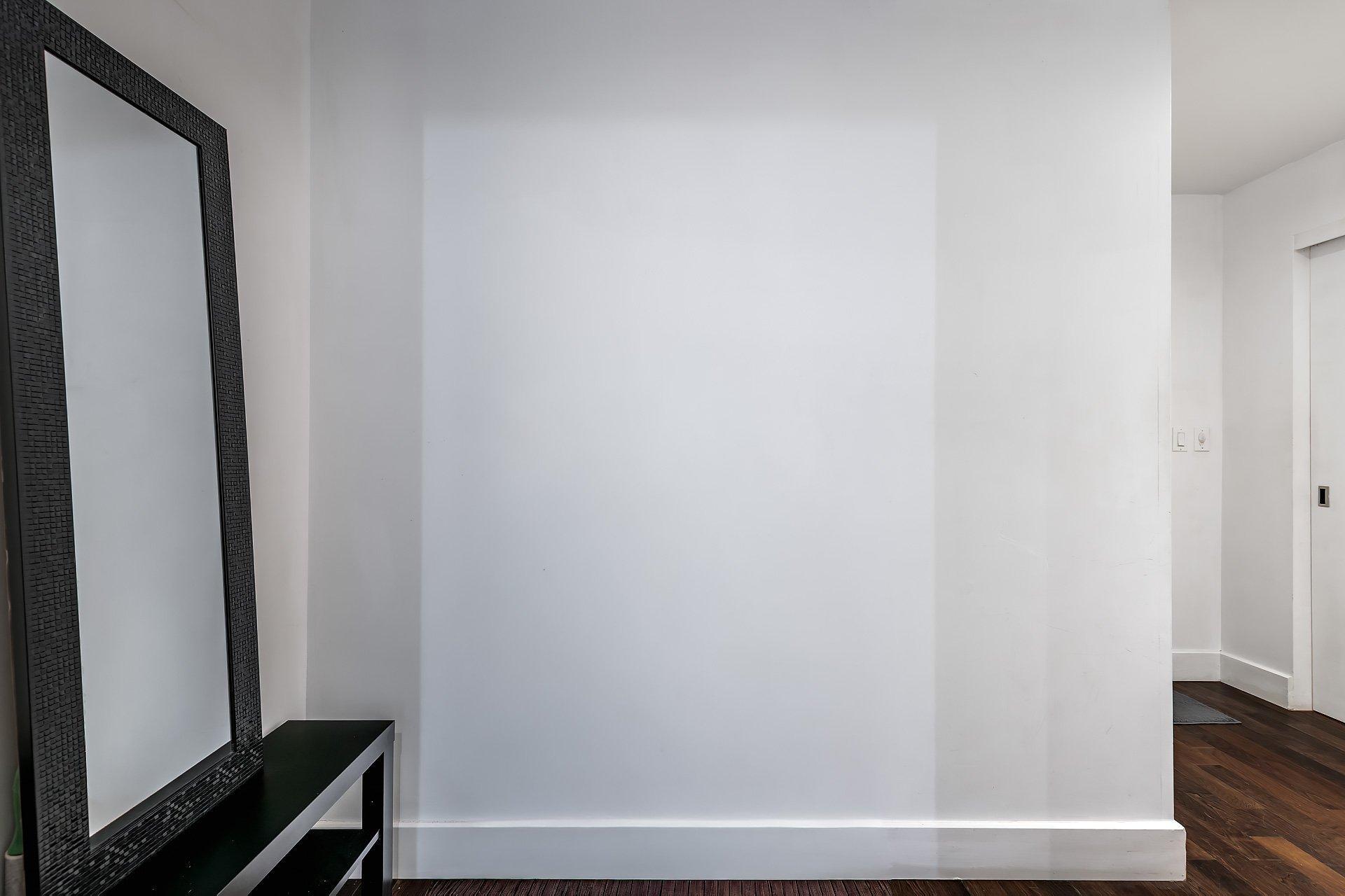 









888


Rue Wellington

, 712,
Montréal (Ville-Marie),




QC
H3C0N1

